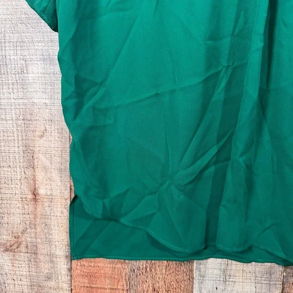 Worthington Petite Emerald Green Short Sleeve V-Neck Blouse Top Small Office - Picture 6 of 6